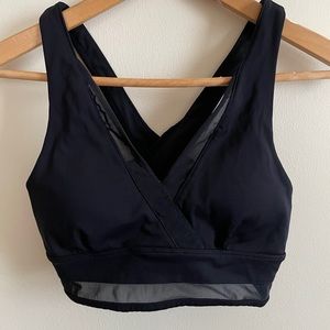 Sports bra
